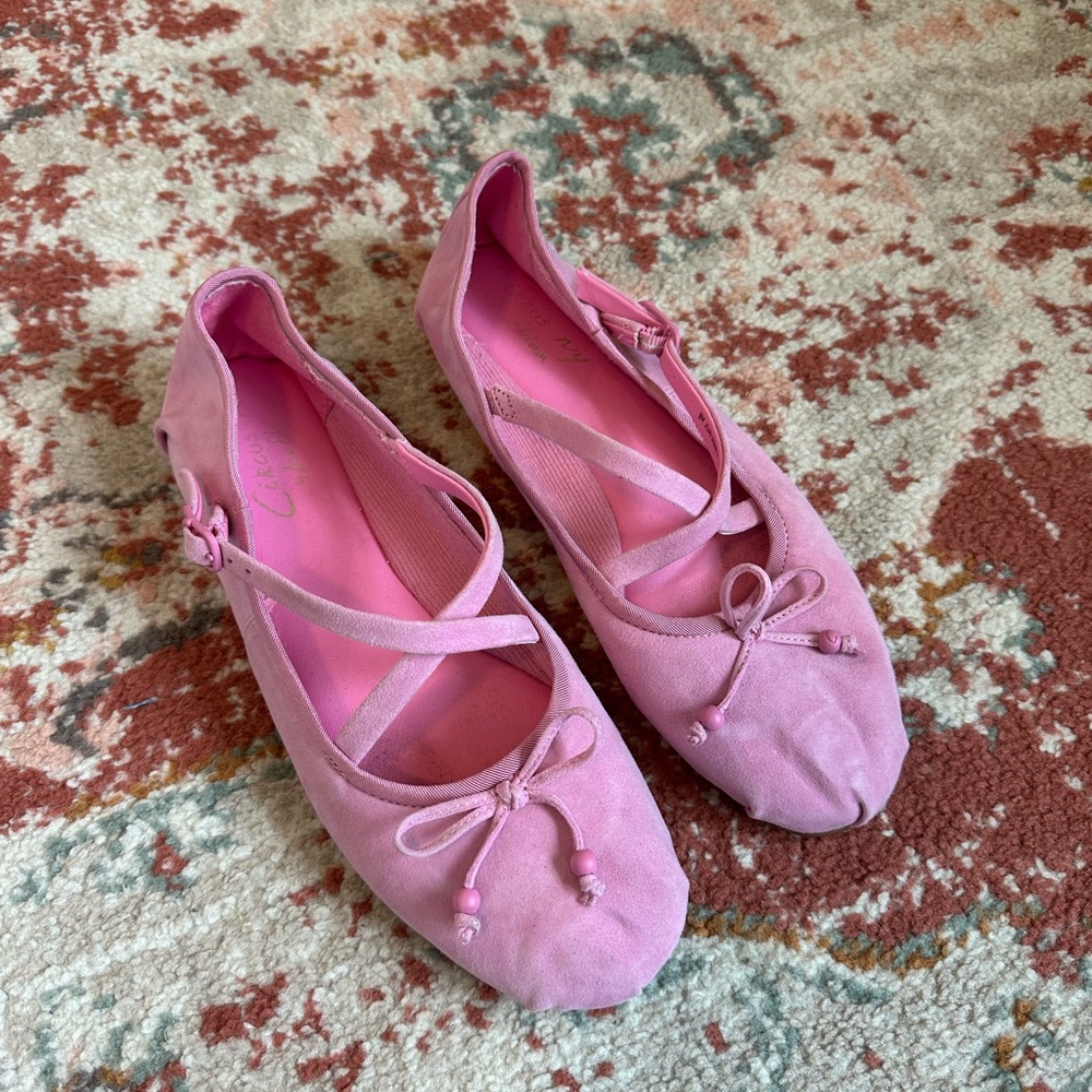 Circus NY by Sam Edelman Zuri Suede Cross Over‎ Bow Ballerina Pink Flats
